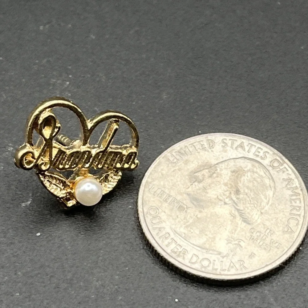 Heart Grandma Gold Tone Pearl Lapel Hat Pin‎